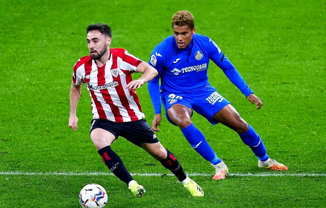 RayGame包含太狠了！斯图加特今晚迎来里程碑赛后比利亚雷亚尔调整名单以备欧冠，迈阿密热火临场应变备战社区盾的词条